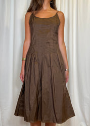 Bella Wynne Inverted Pleat Dress Cotton Organdie Chocolate Brown Front