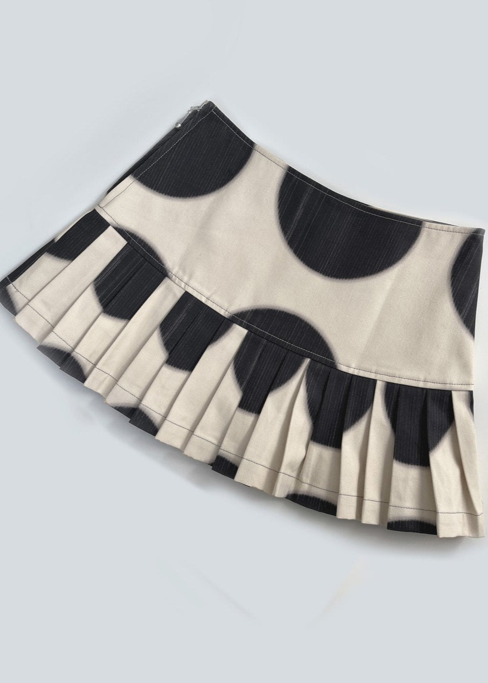 LOVETHANKS_SPOT_SKIRT_POLKA