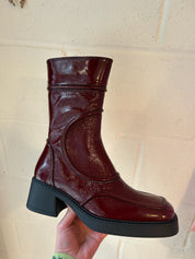Miista Malene Burgundy in store