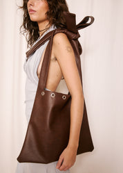 NORAH_Chocolate Eyelet Bag Medium Naé