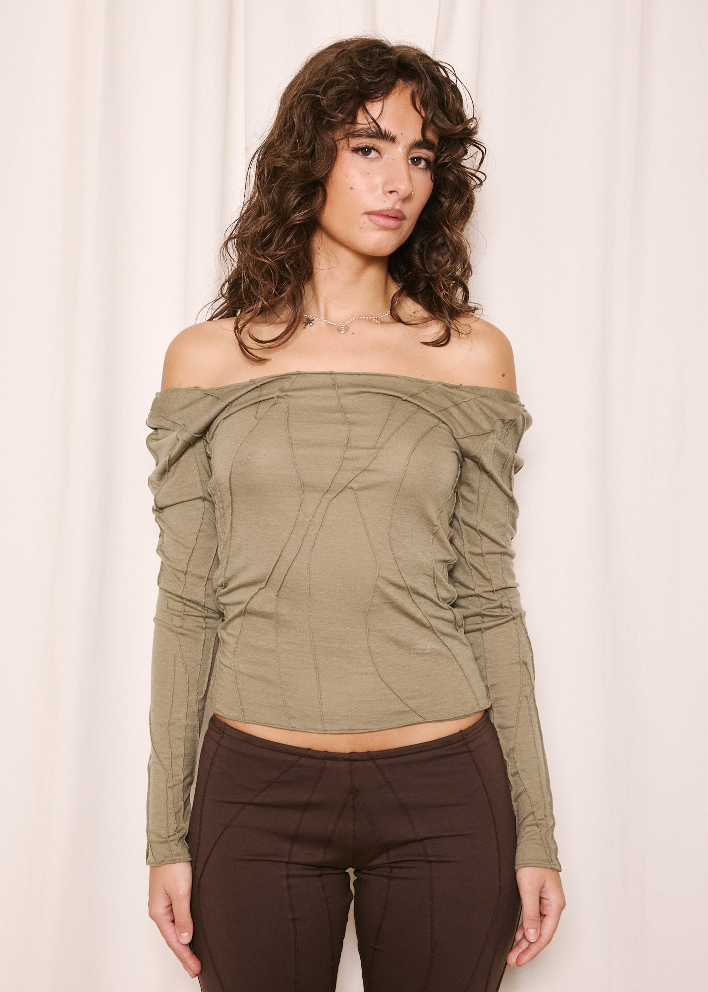 NORAH_Round Blouse Olive