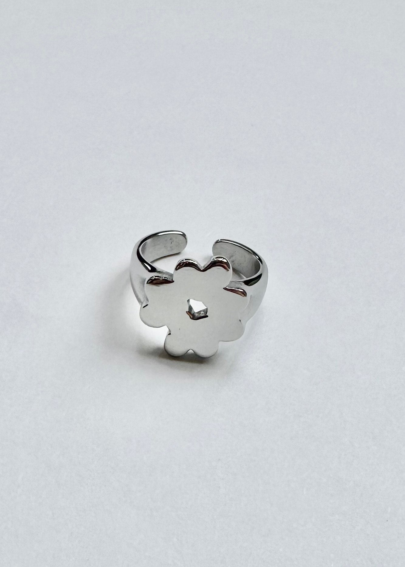 Norah Store x July Child Blobby Flower Ring