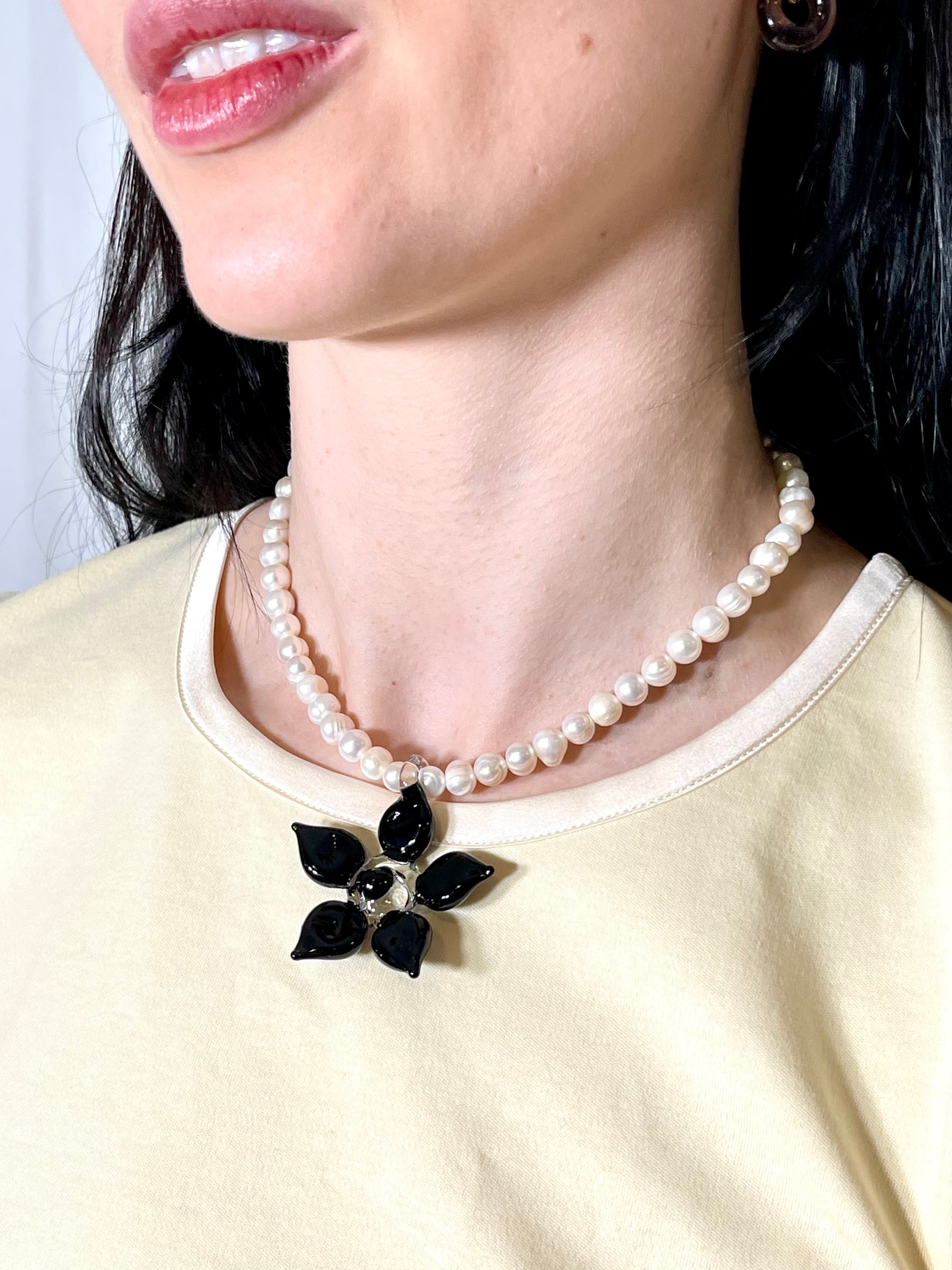 Pimpollo Necklace in Black Suplais
