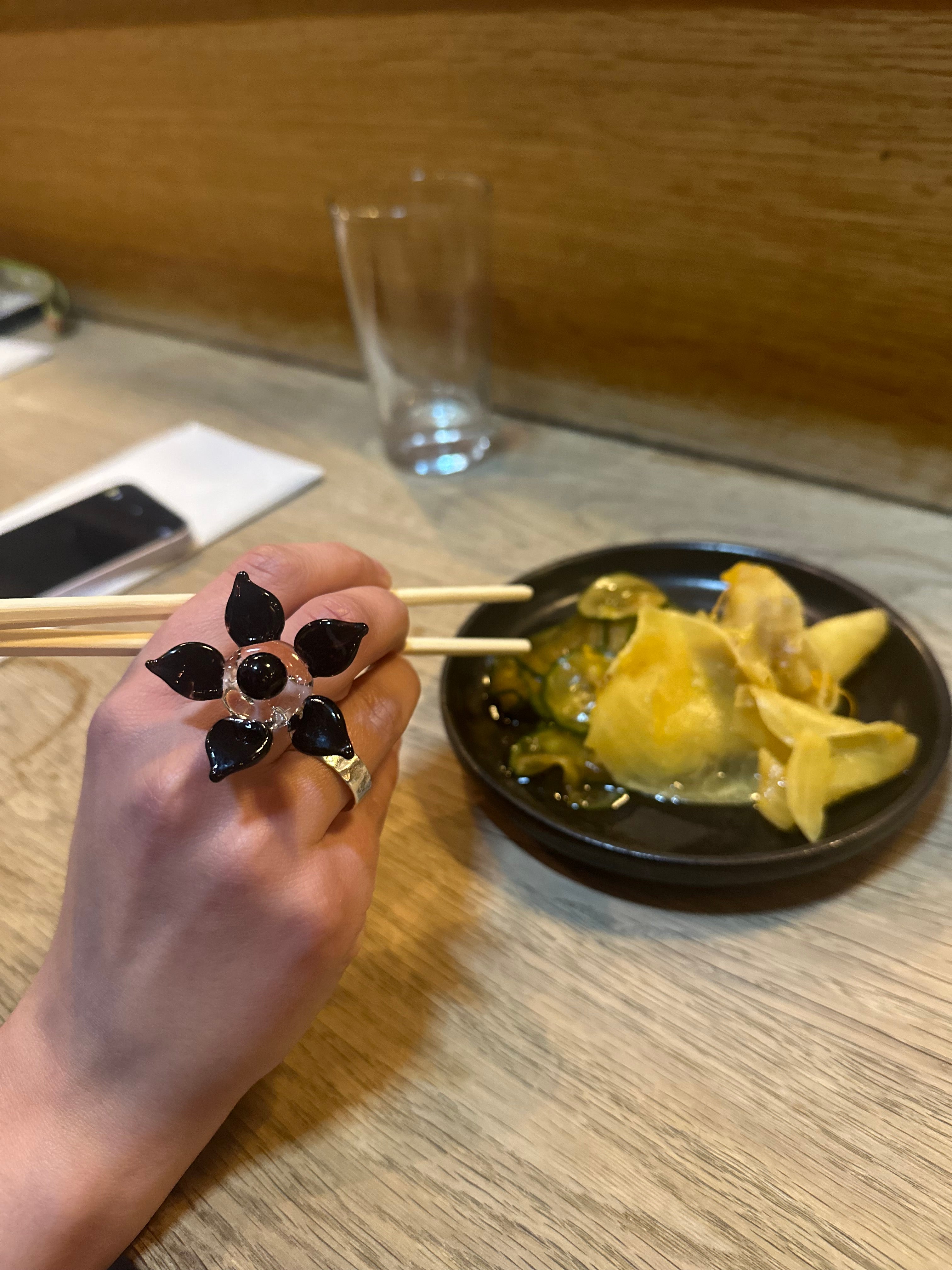 Pimpollo Ring in Black Suplais