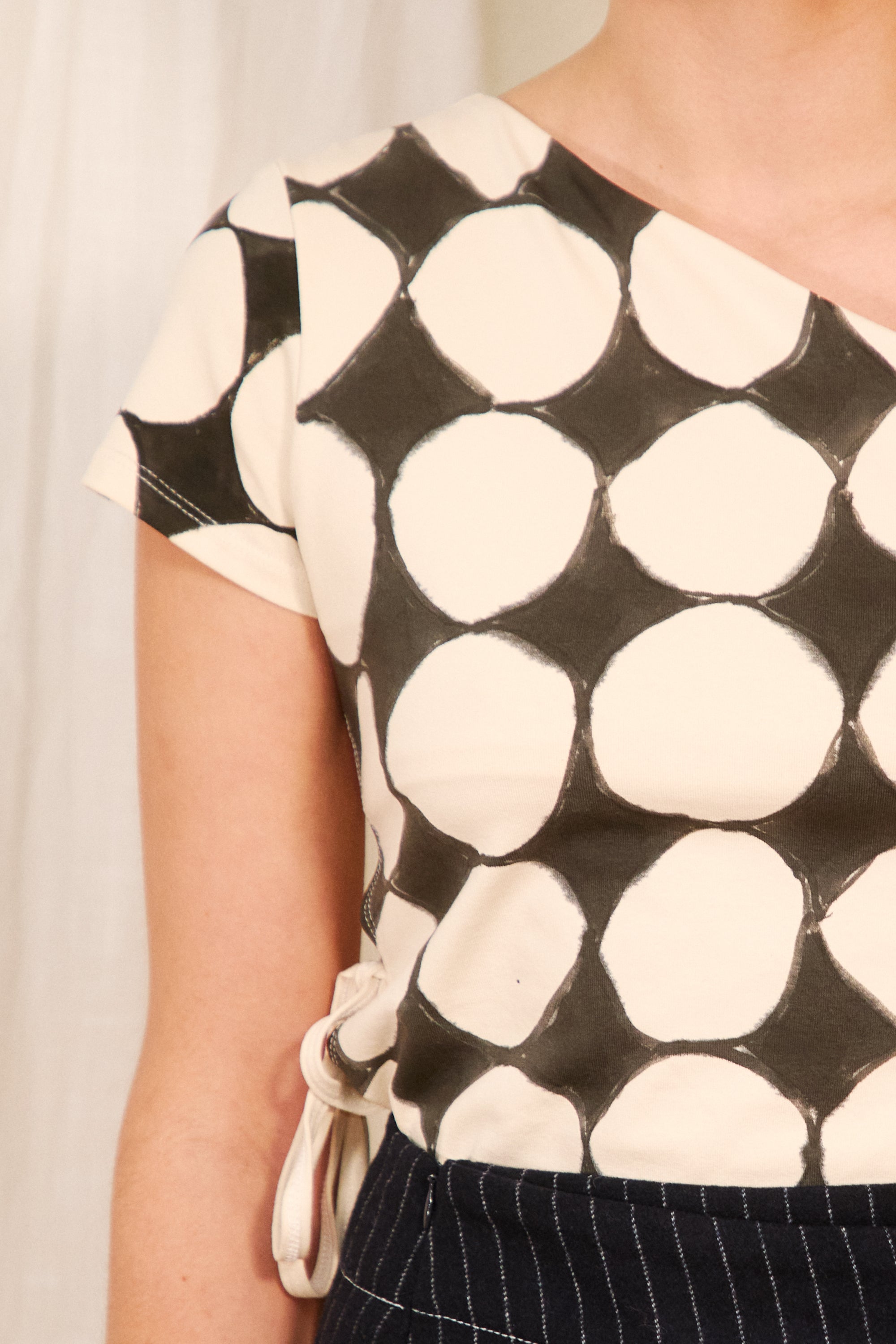 lovethanks balance top in diamond detail