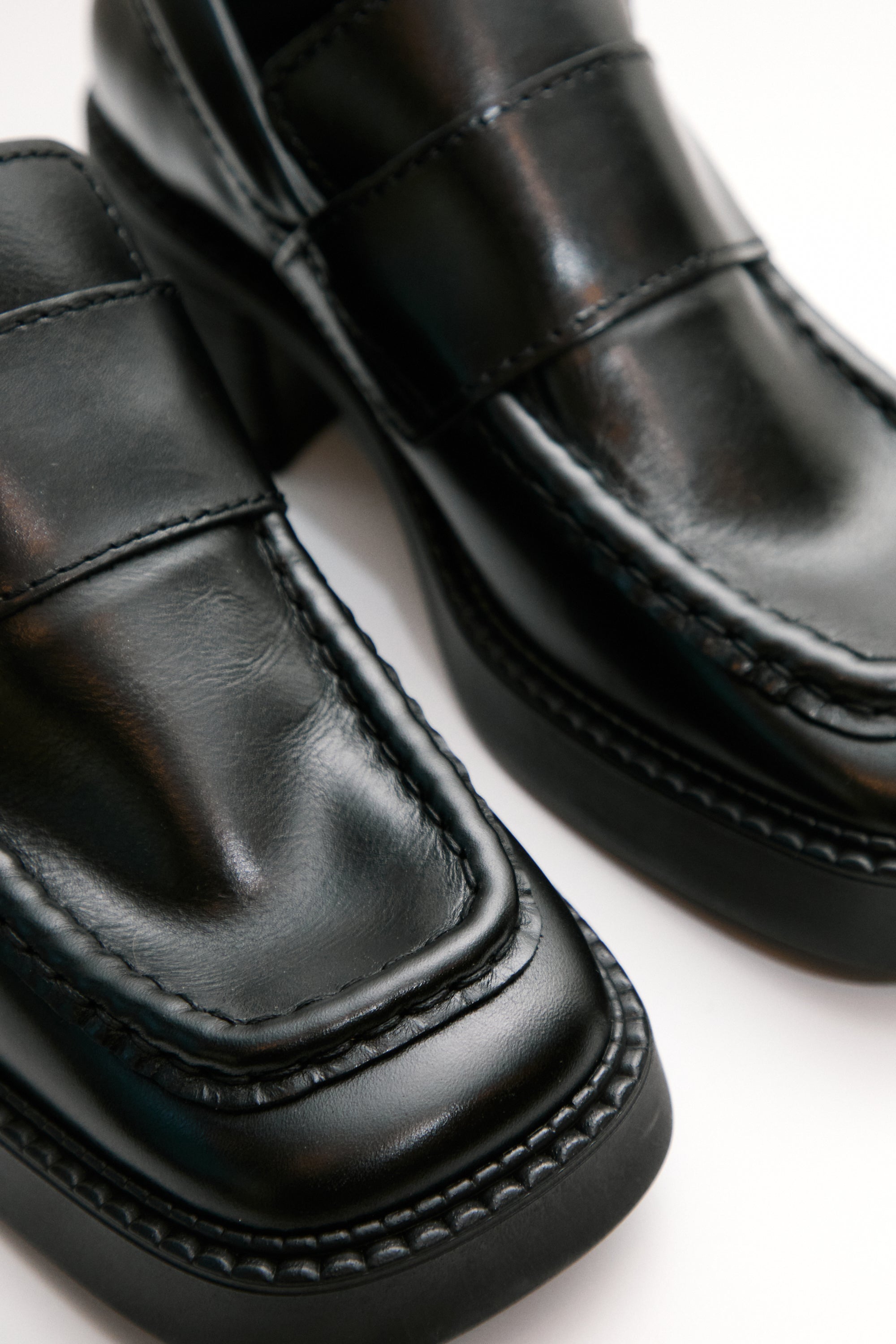 miista karina loafer black