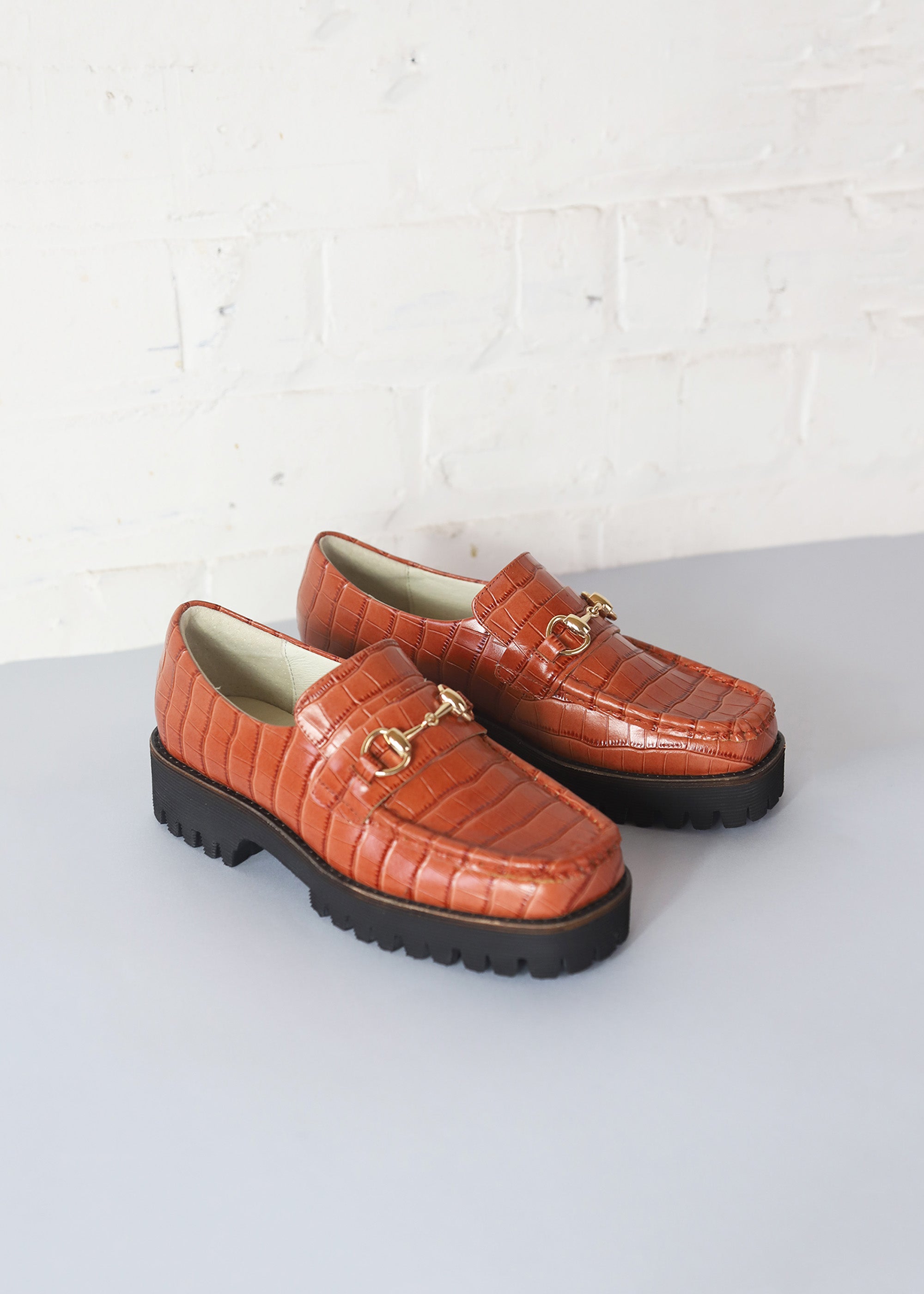 HK-2 Loafer | Tan