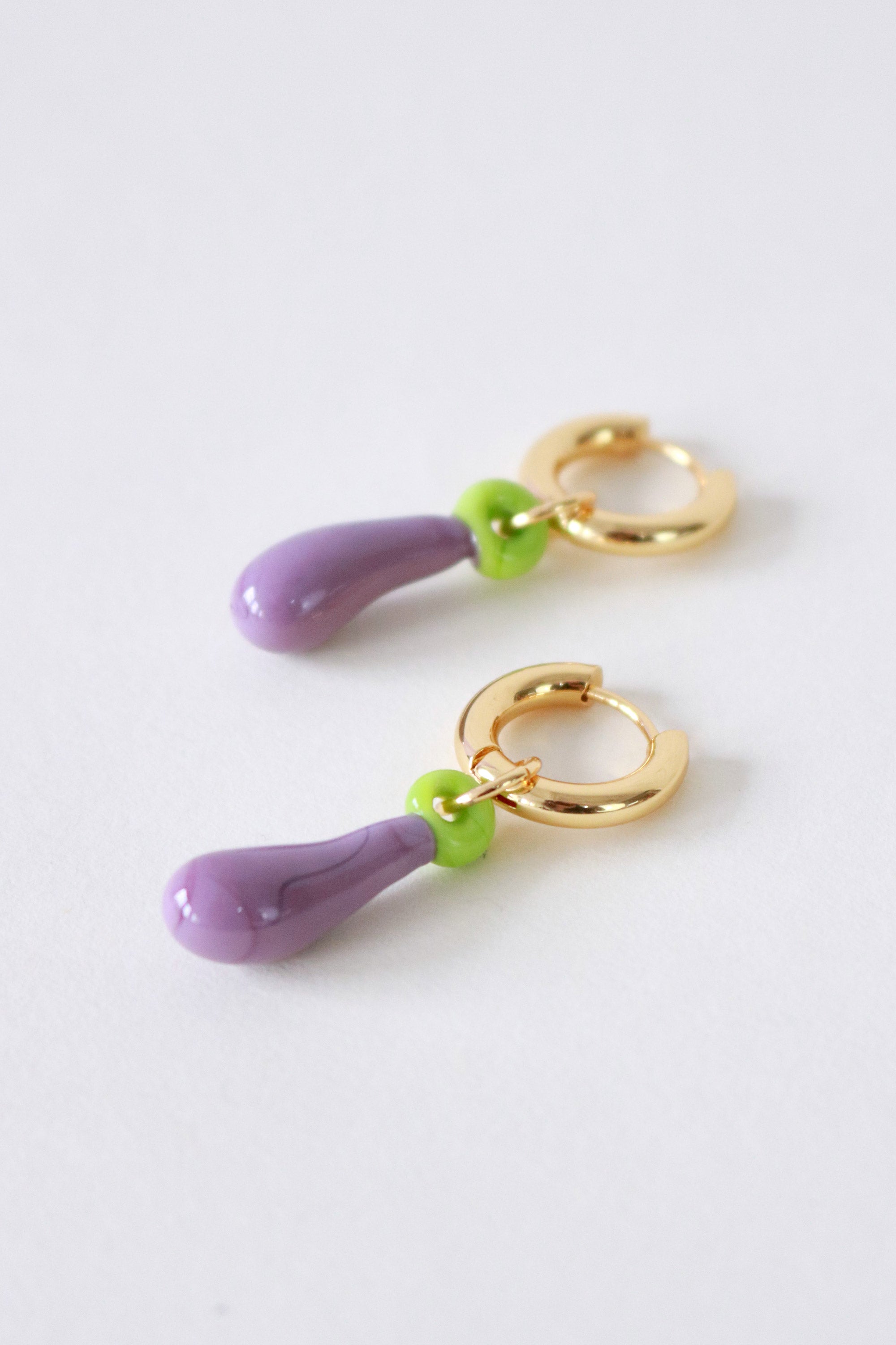 Mini Aubergine Earrings (6571102273622)