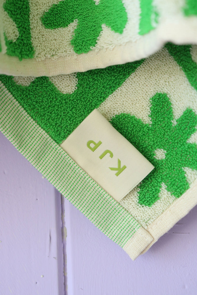 Celeste Hand Towel in Green (6579959267414)
