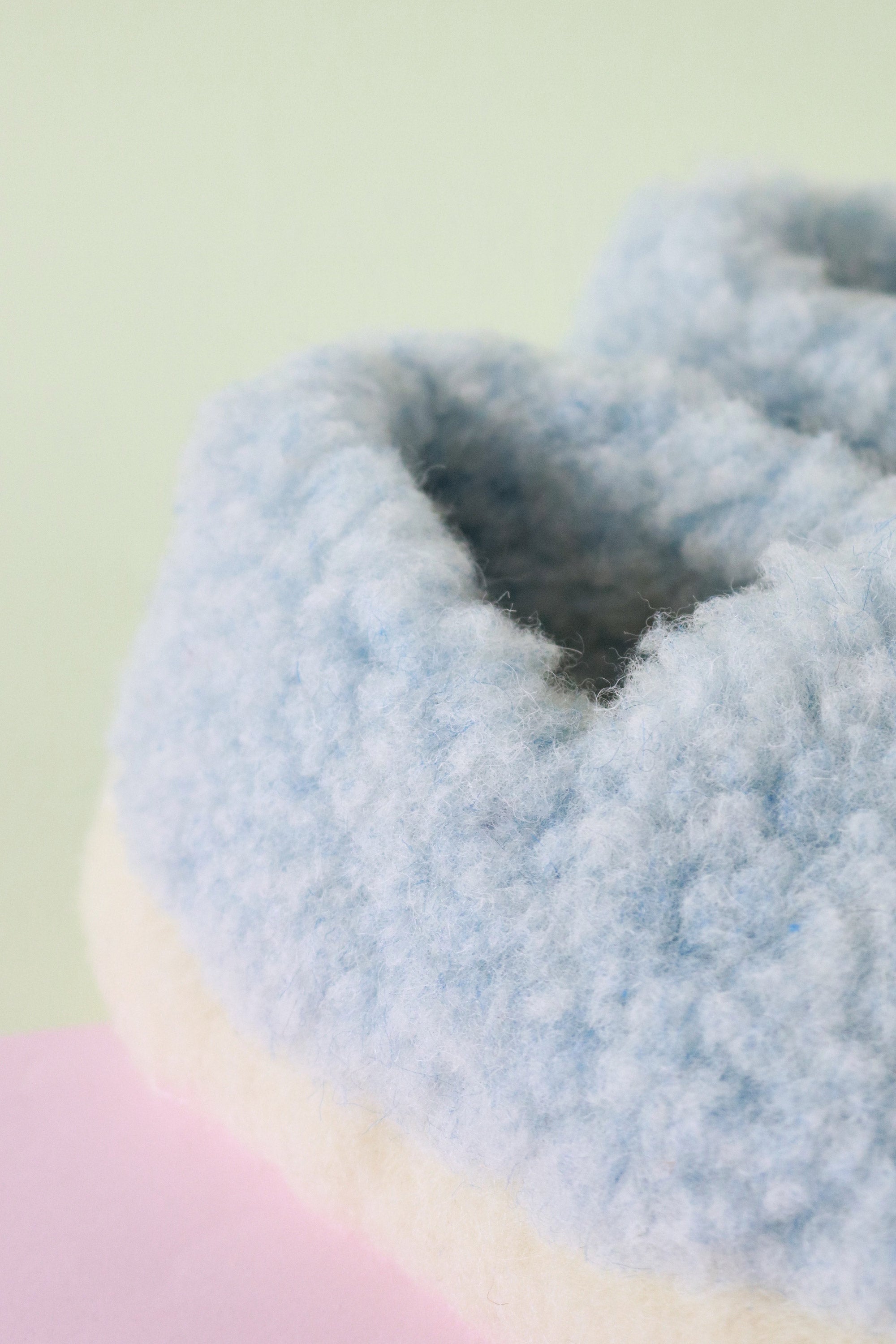 yoko wool siberian slipper baby blue