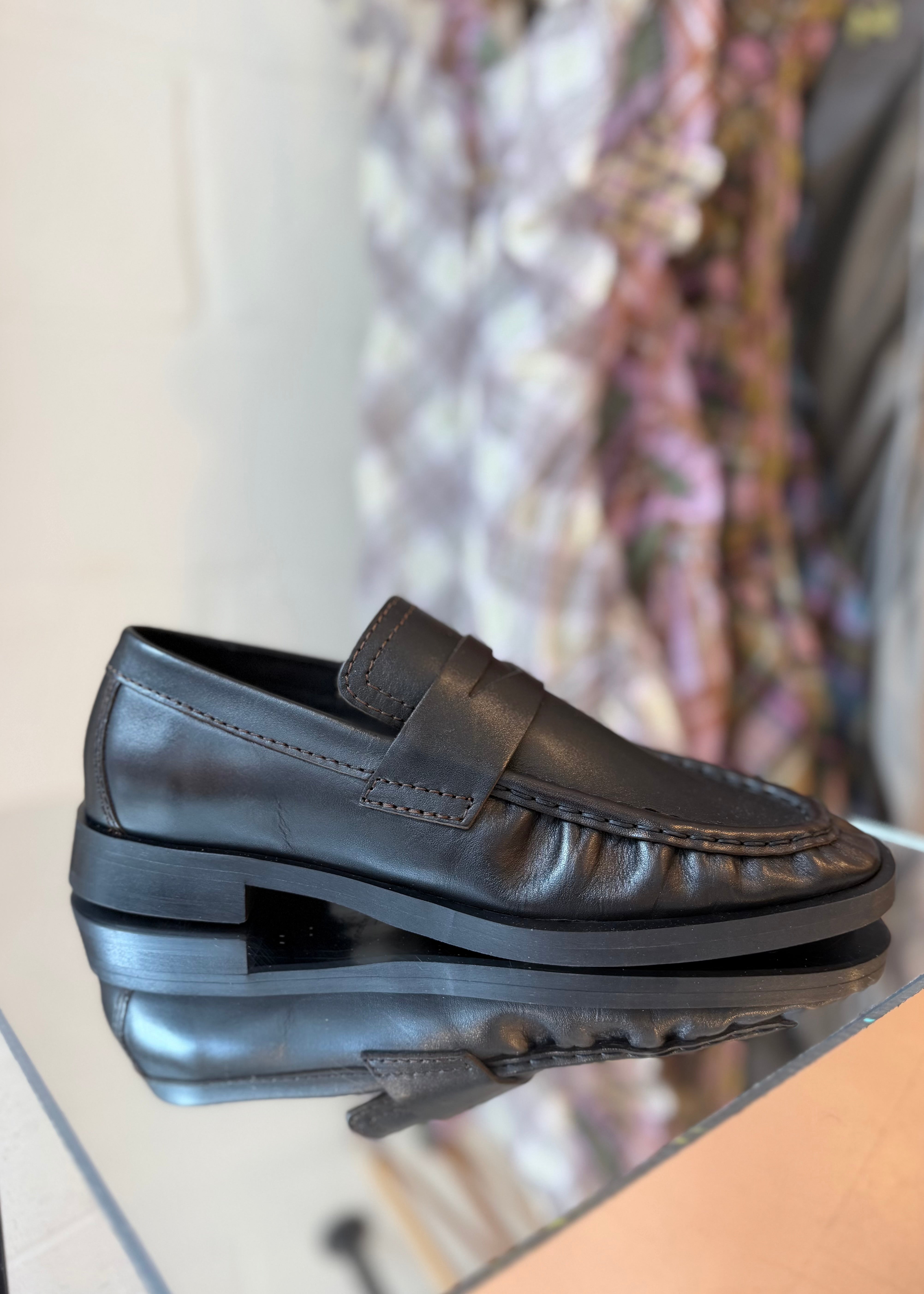 Zita Brown Black Loafers