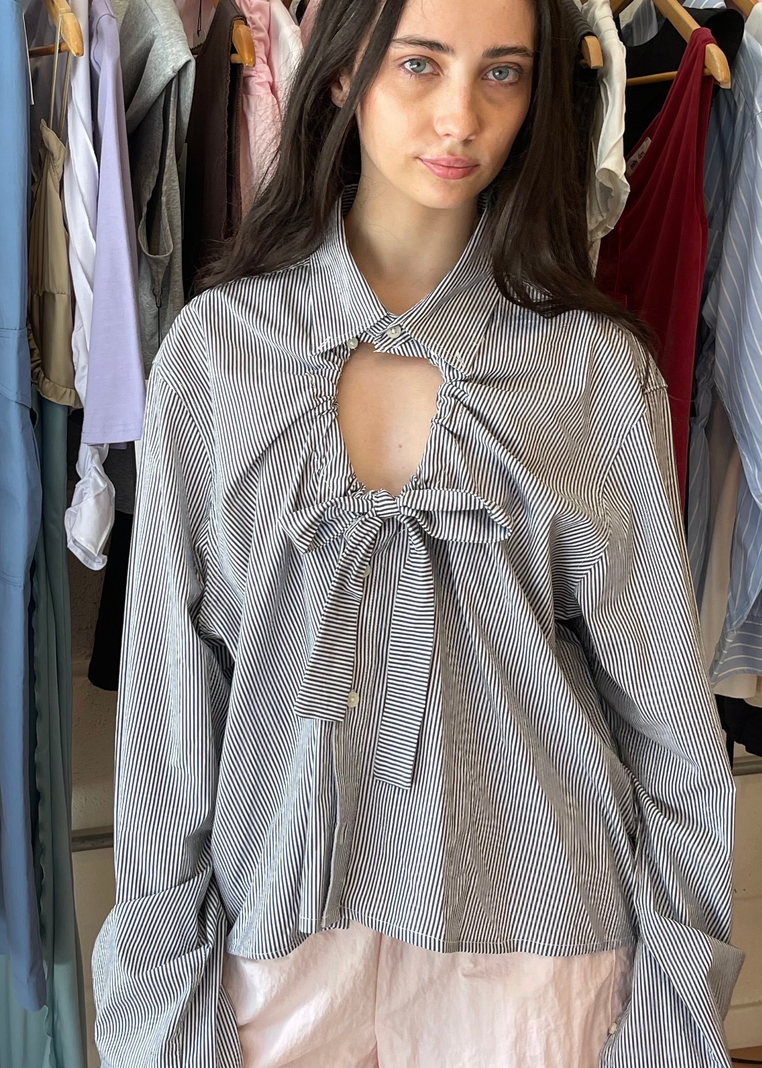 Ventana Shirt in White and Grey Stripe