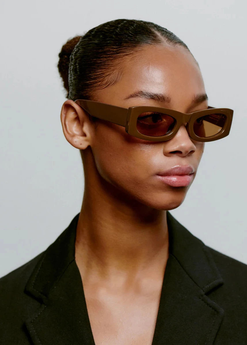 A.Kjærbede Sunglasses Frida Chocolate Model Side 2