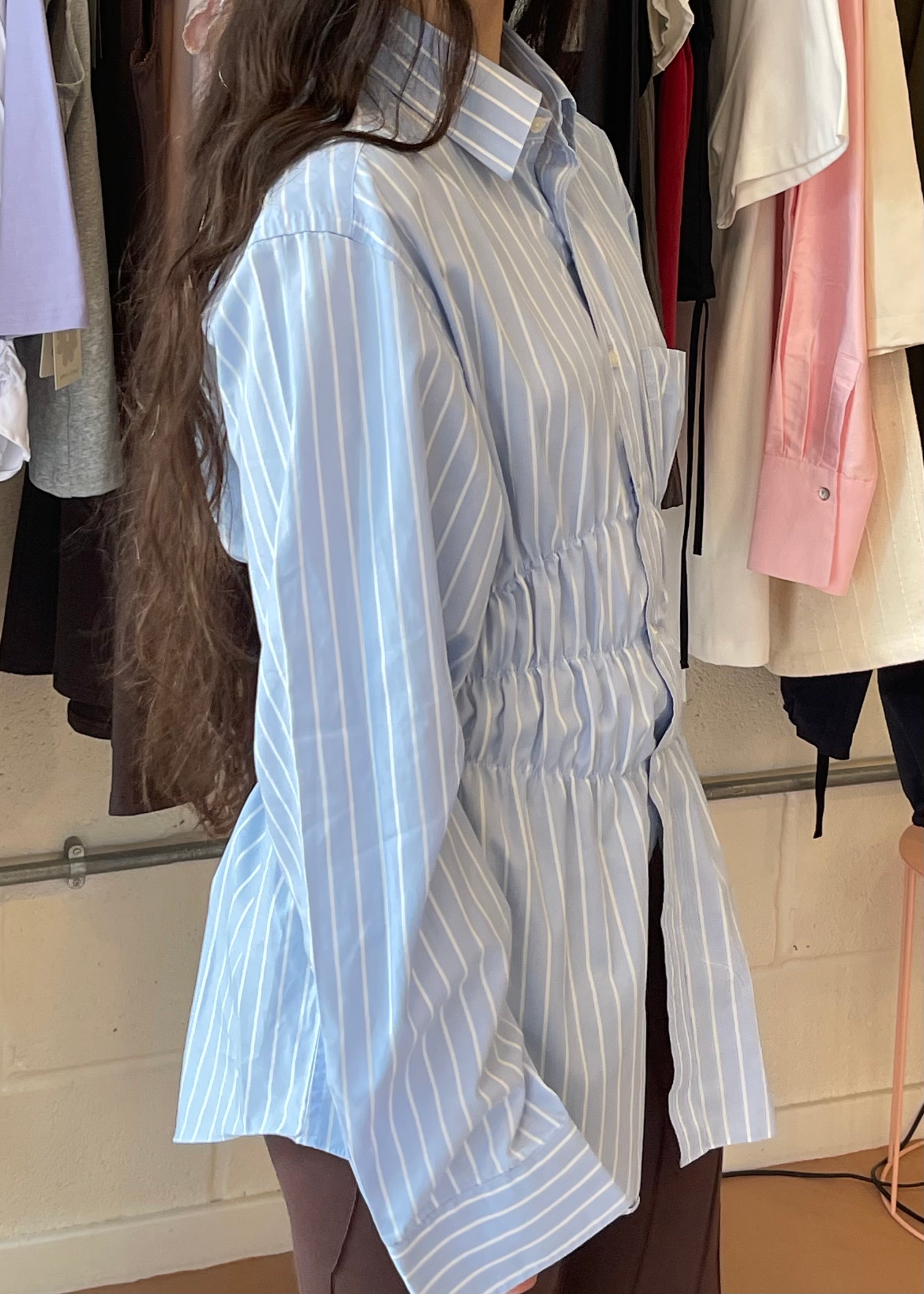 Blue & White Stripe Elastic Shirt