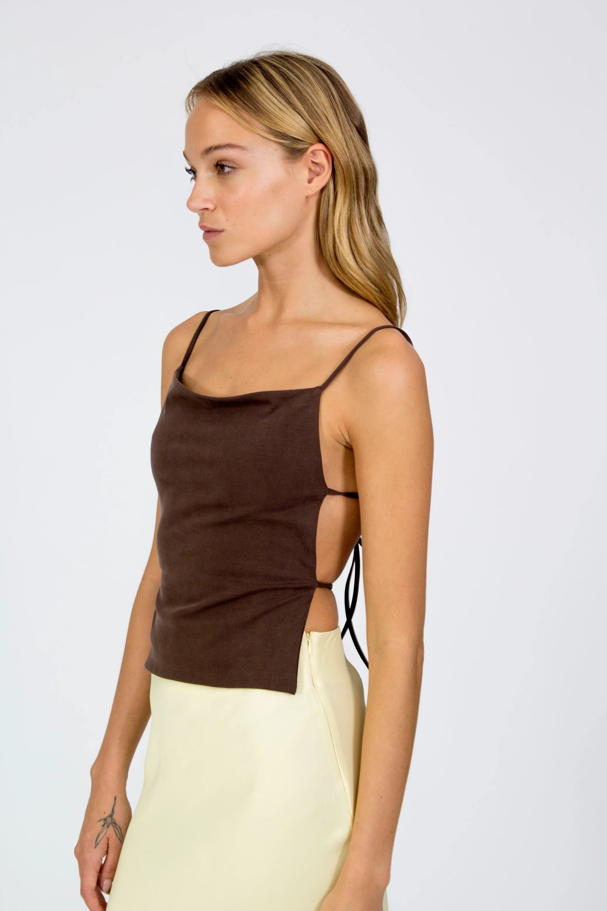 AKTIO TOP BROWN Blacktogrey 