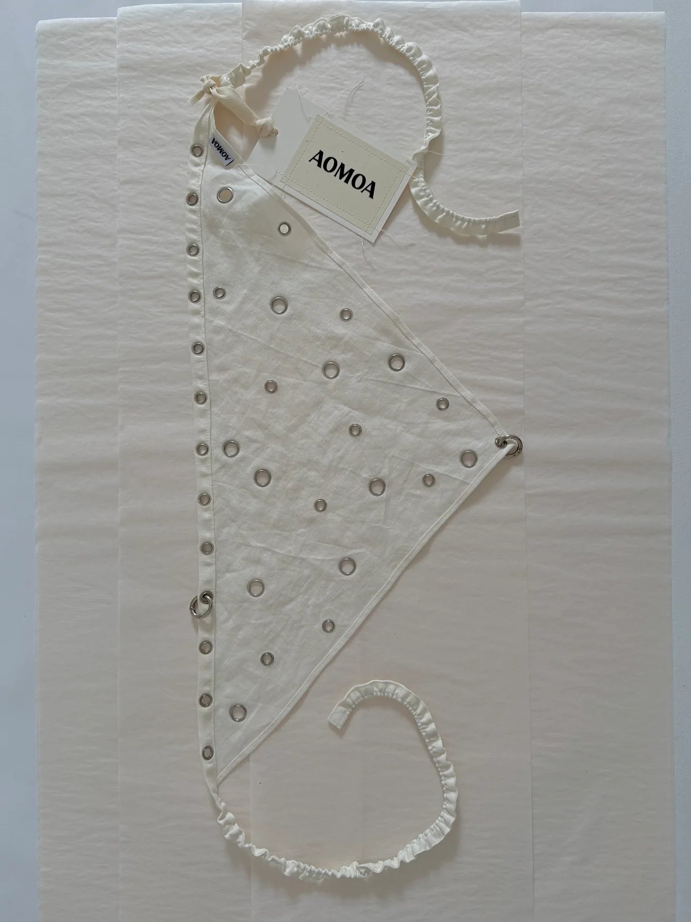 Lotus Piercing Bandana White