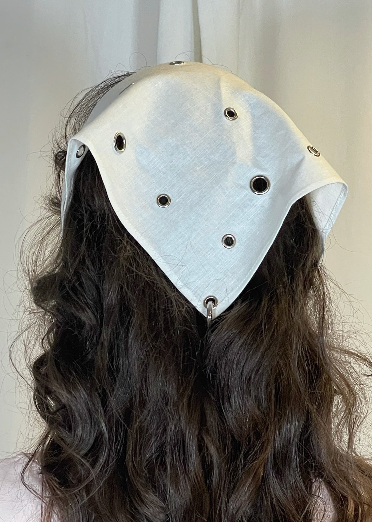 Lotus Piercing Bandana White
