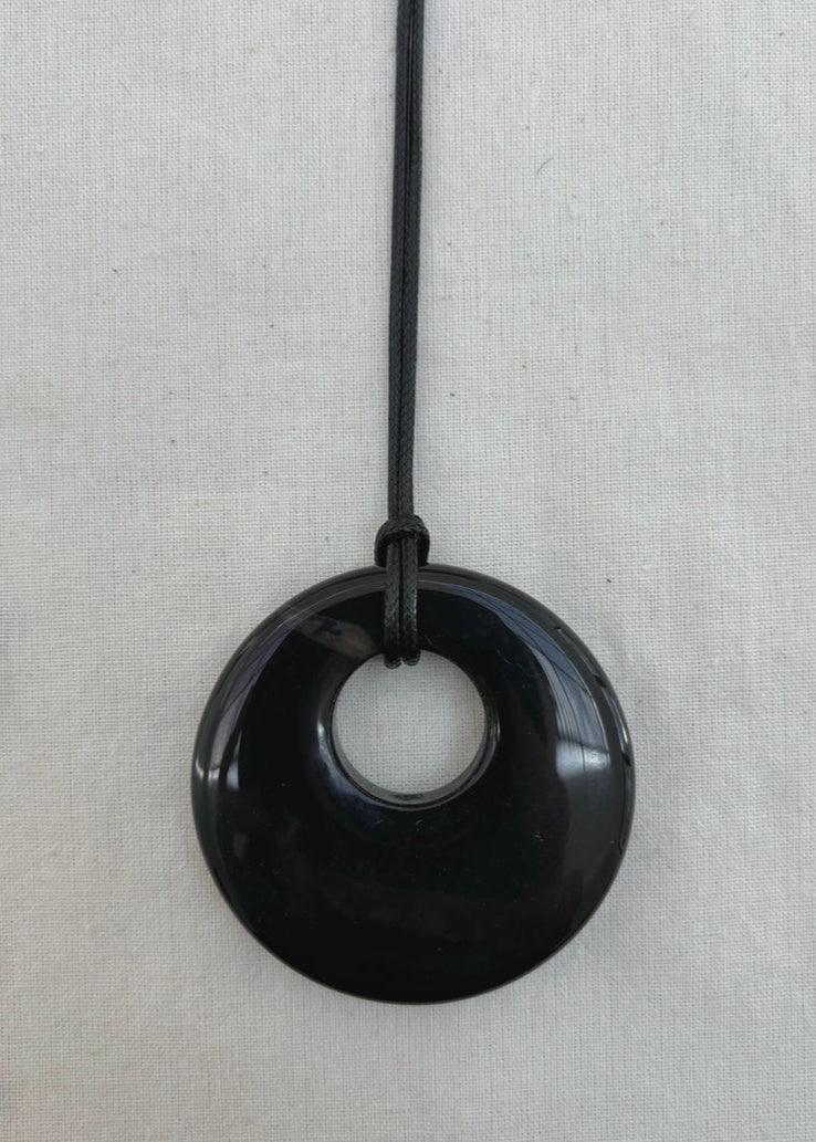 Agate Hoop Necklace Black