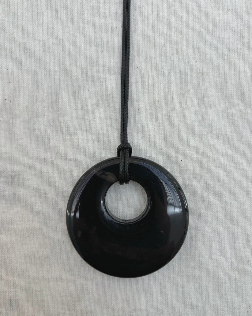 Agate Hoop Necklace Black