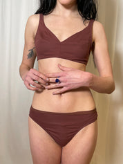 Bra and Pant set in Choco from Overneath