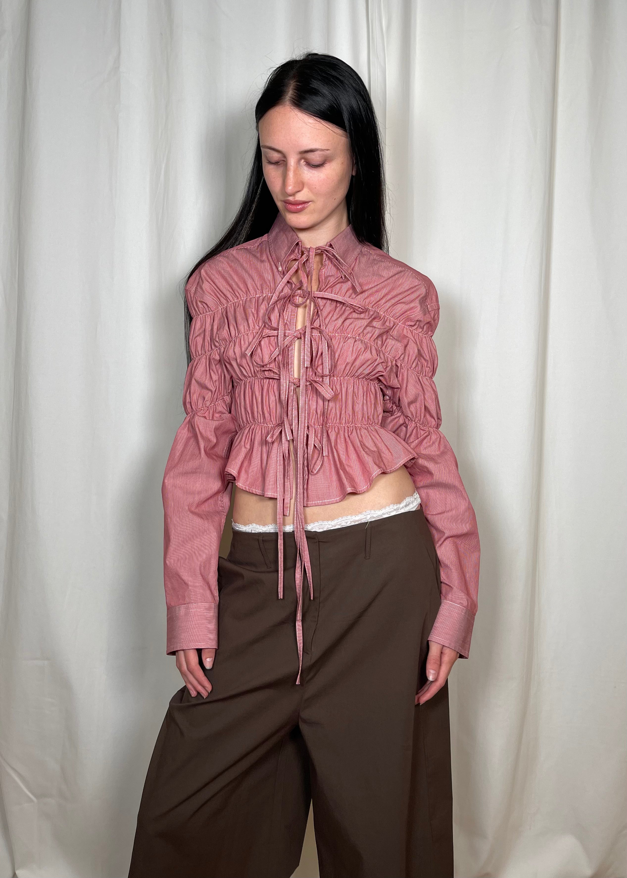 ESTUDIO1999 Short Espuma Shirt Red Model