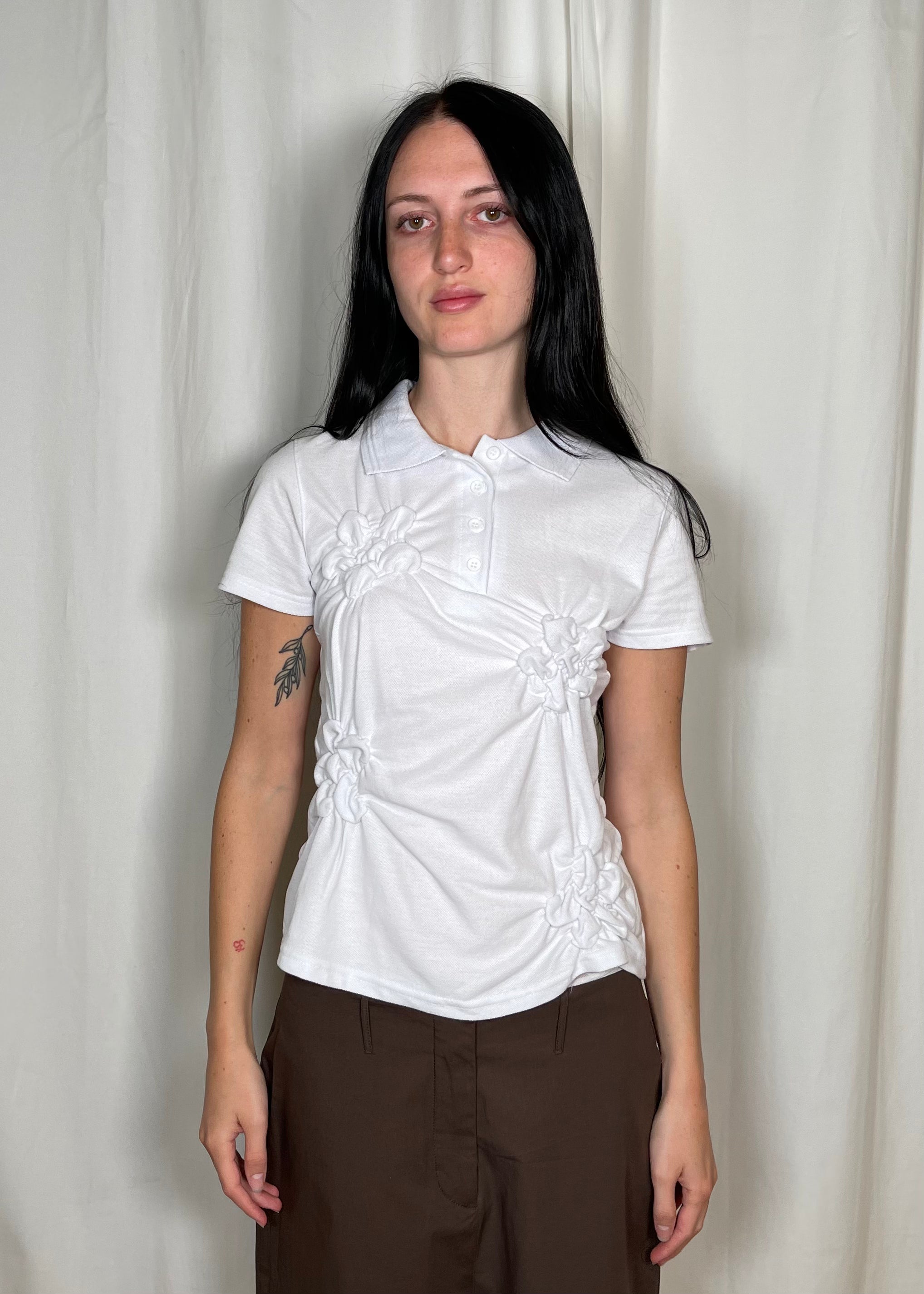 Estudio1999 Flor Polo White Model