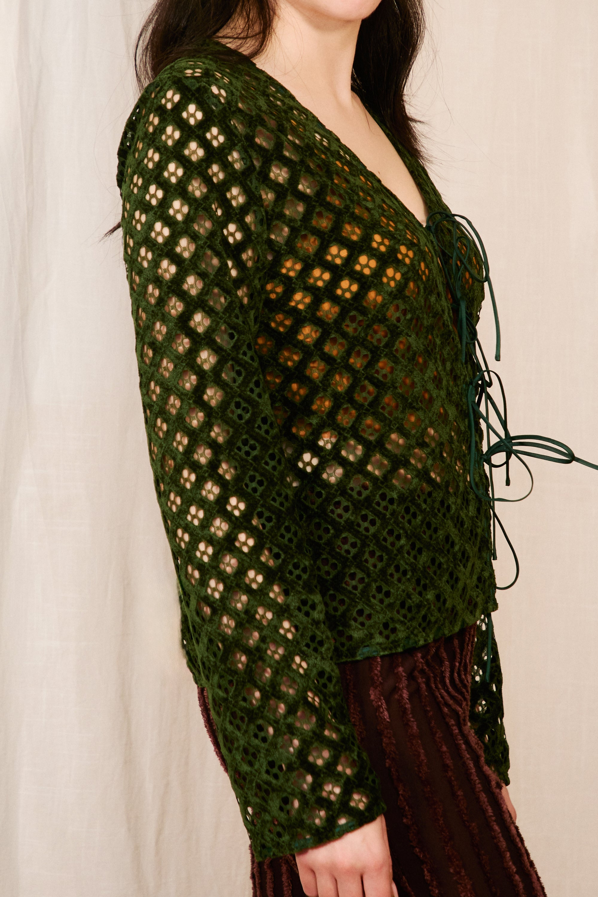 HOSBJERG_ROSALIA_TOP_FOREST_GREEN side view