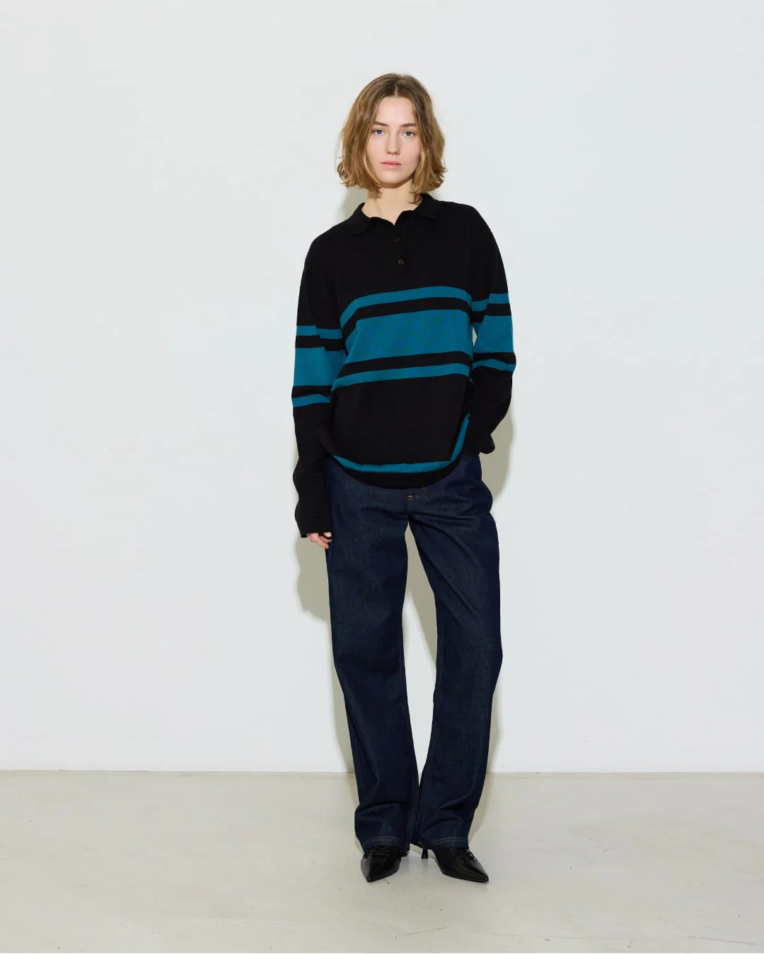 Hosbjerg-ROXANA-POLOSHIRT_5_1900x2532_crop_center_3d9a766c-6d2b-462f-94b8-686ed9244319.webp
