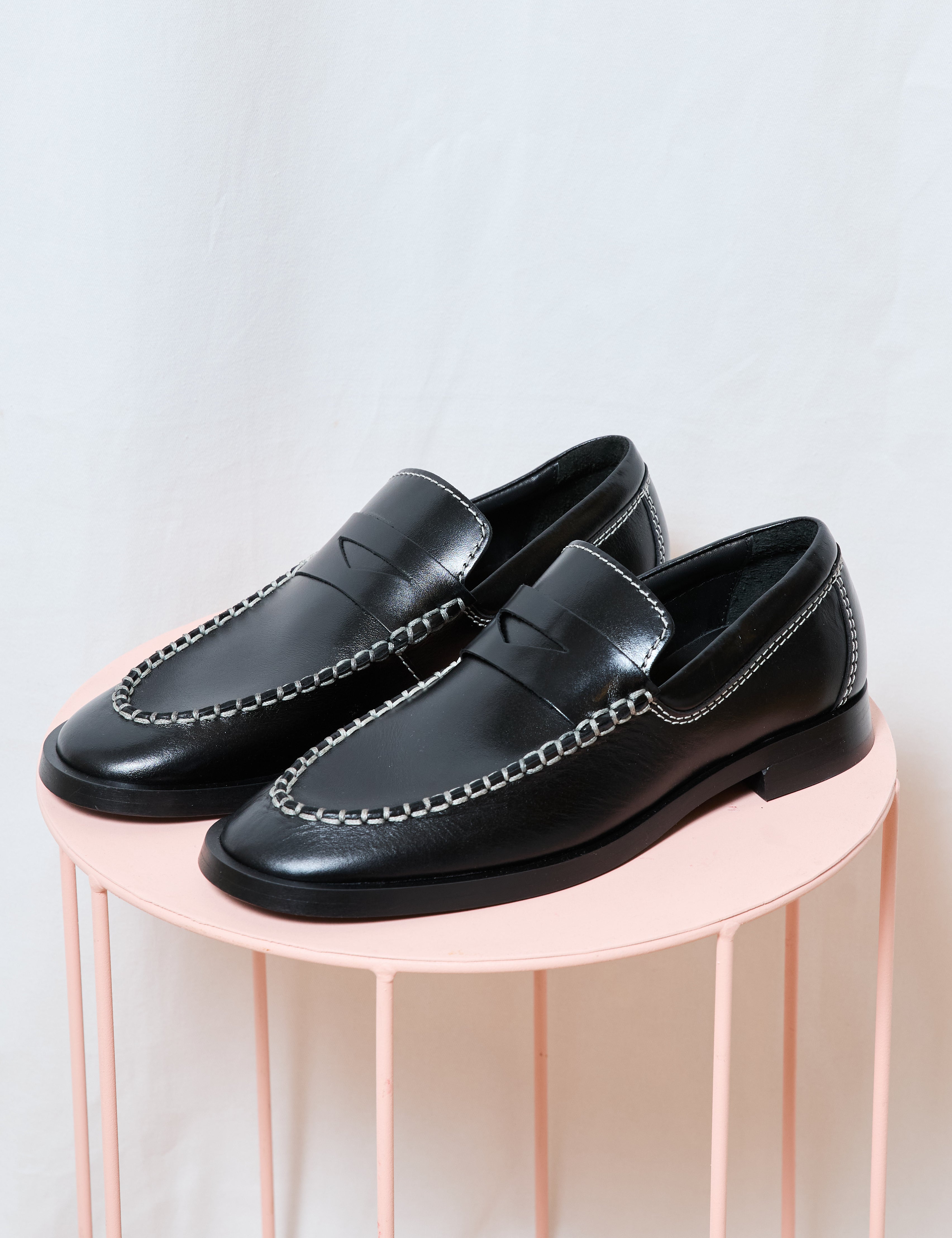 MIISTA_BLACK_LUCAN_LOAFER.jpg