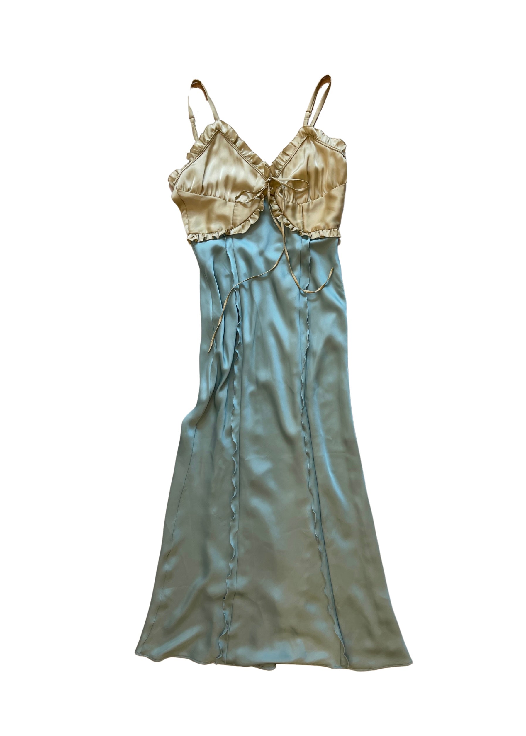 Momento Dress estudio1999 flatlay