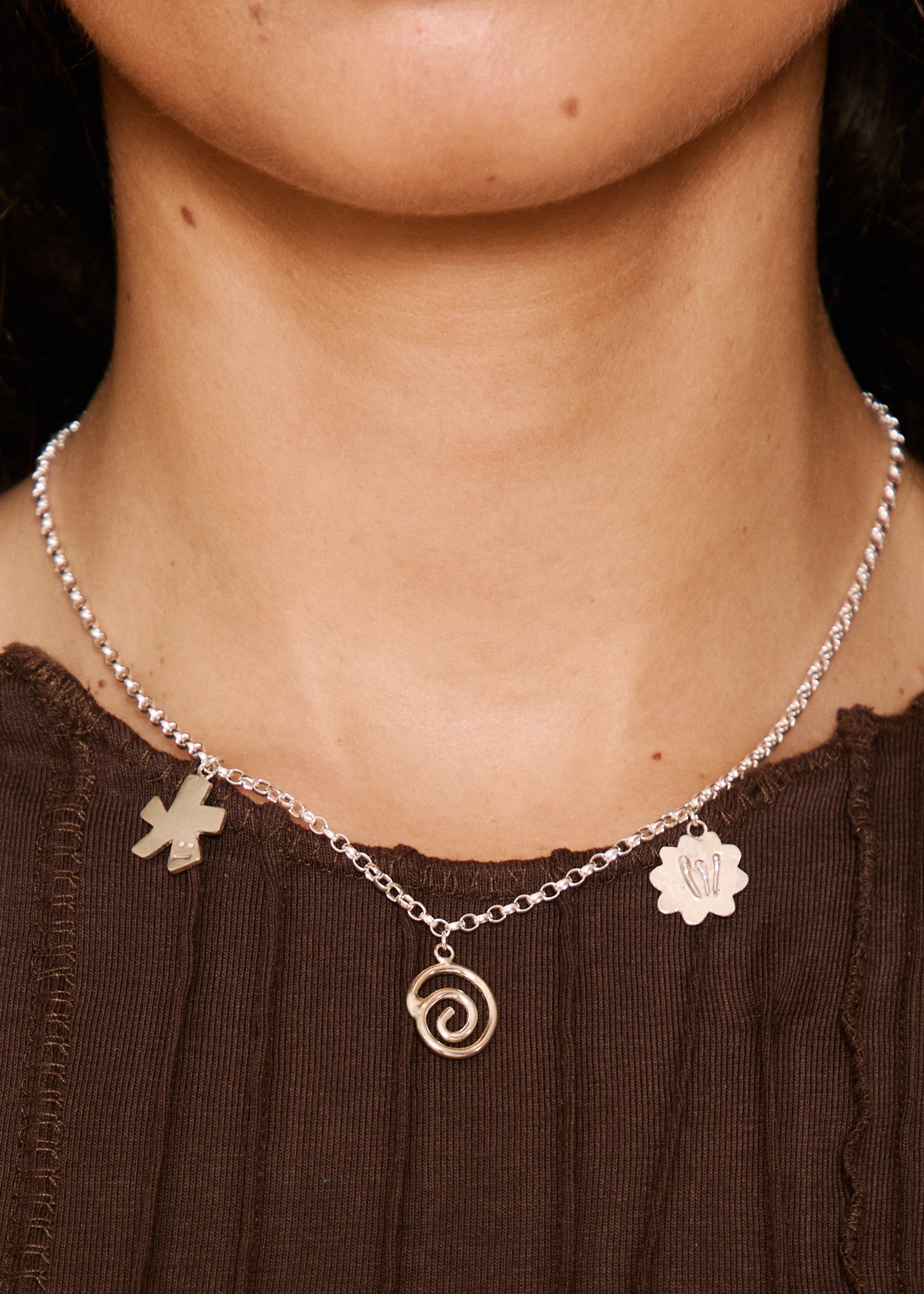 NORAH_Icons Necklace Sken