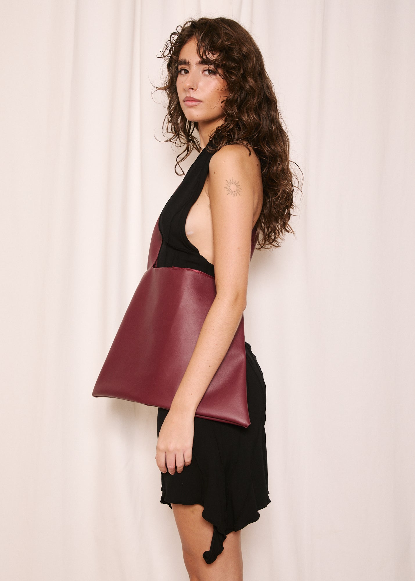 NORAH_Naé Burgundy Bag