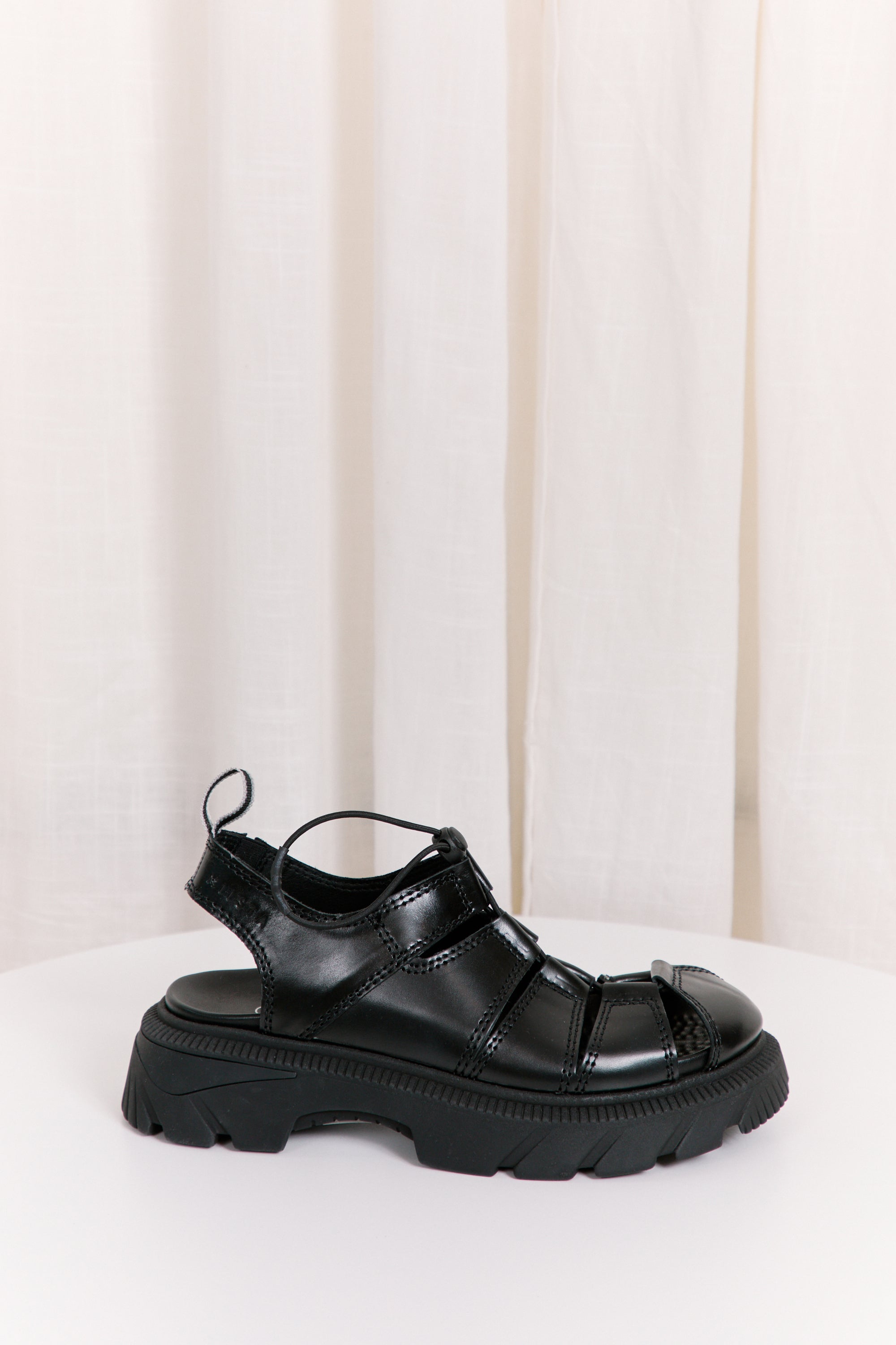 Eunice Sandals | Black