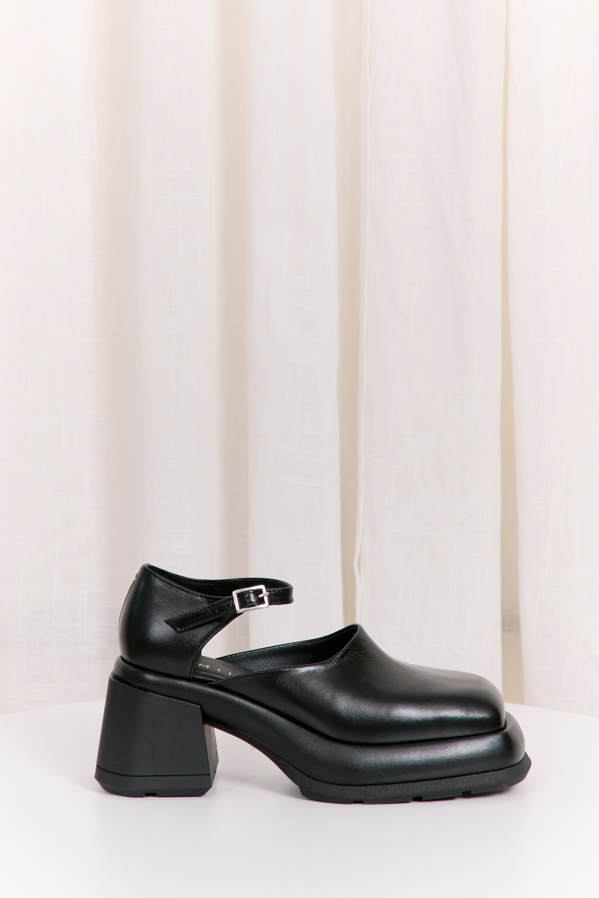 Miista | Coral Mary Jane | Black Court The Norah Store Miista | Coral Mary Jane | Black Court The Norah Store