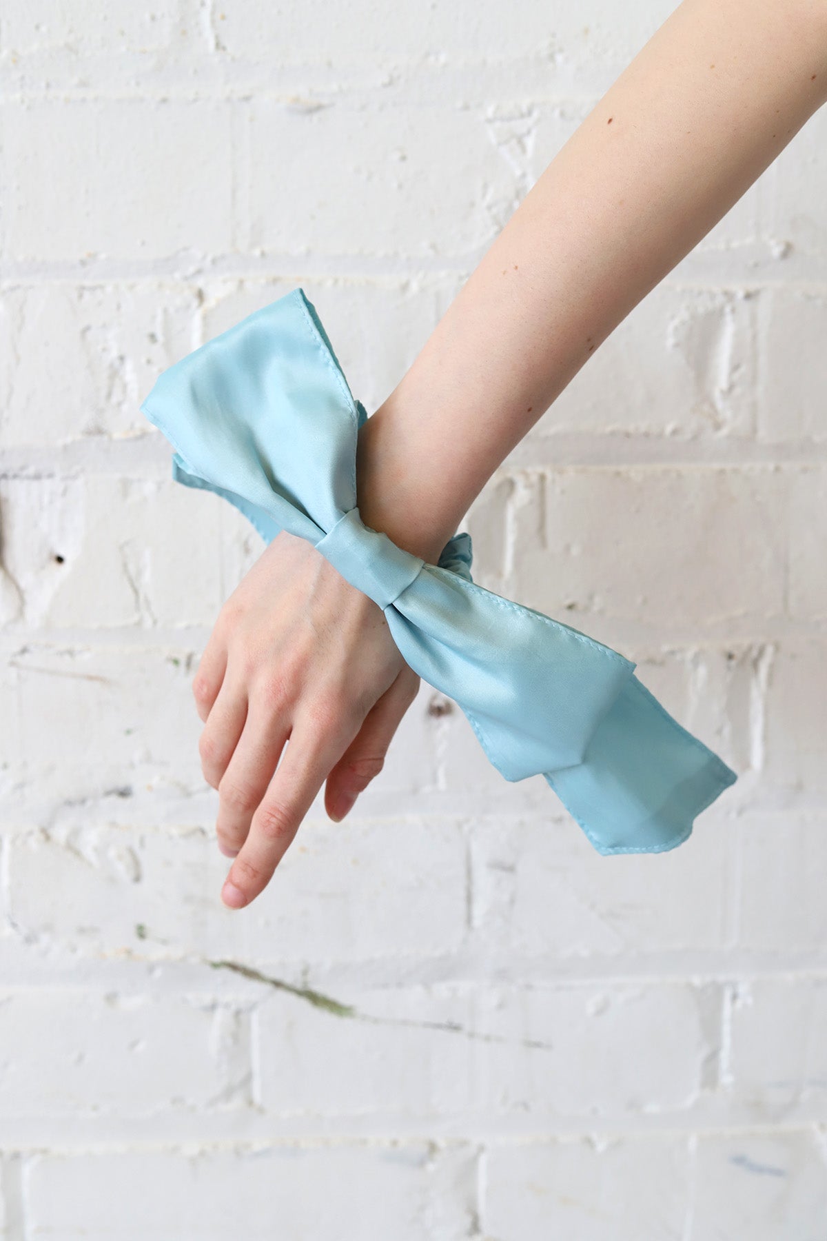 Maddy Bow | Baby Blue Taffeta