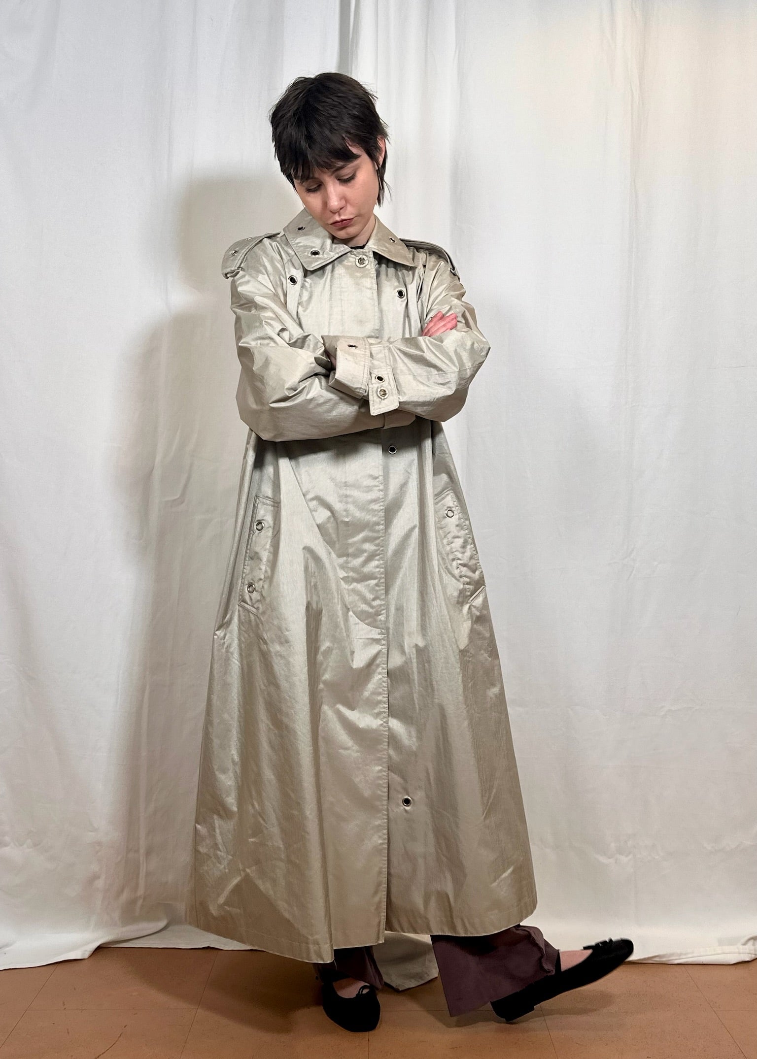 Silver Eyelet Trench Celosia_Re