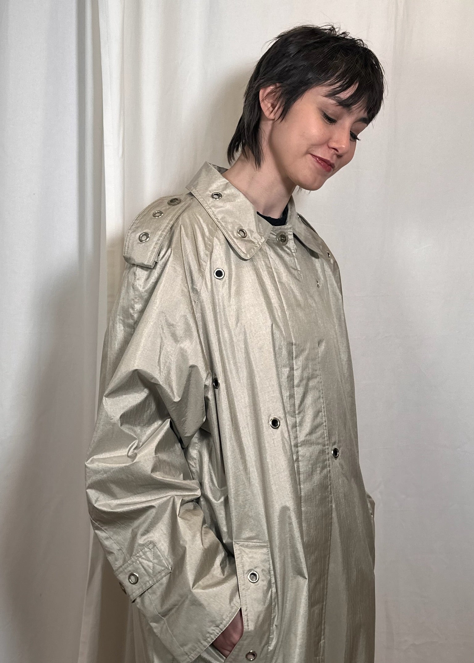 Silver Eyelet Trench Celosia_Re