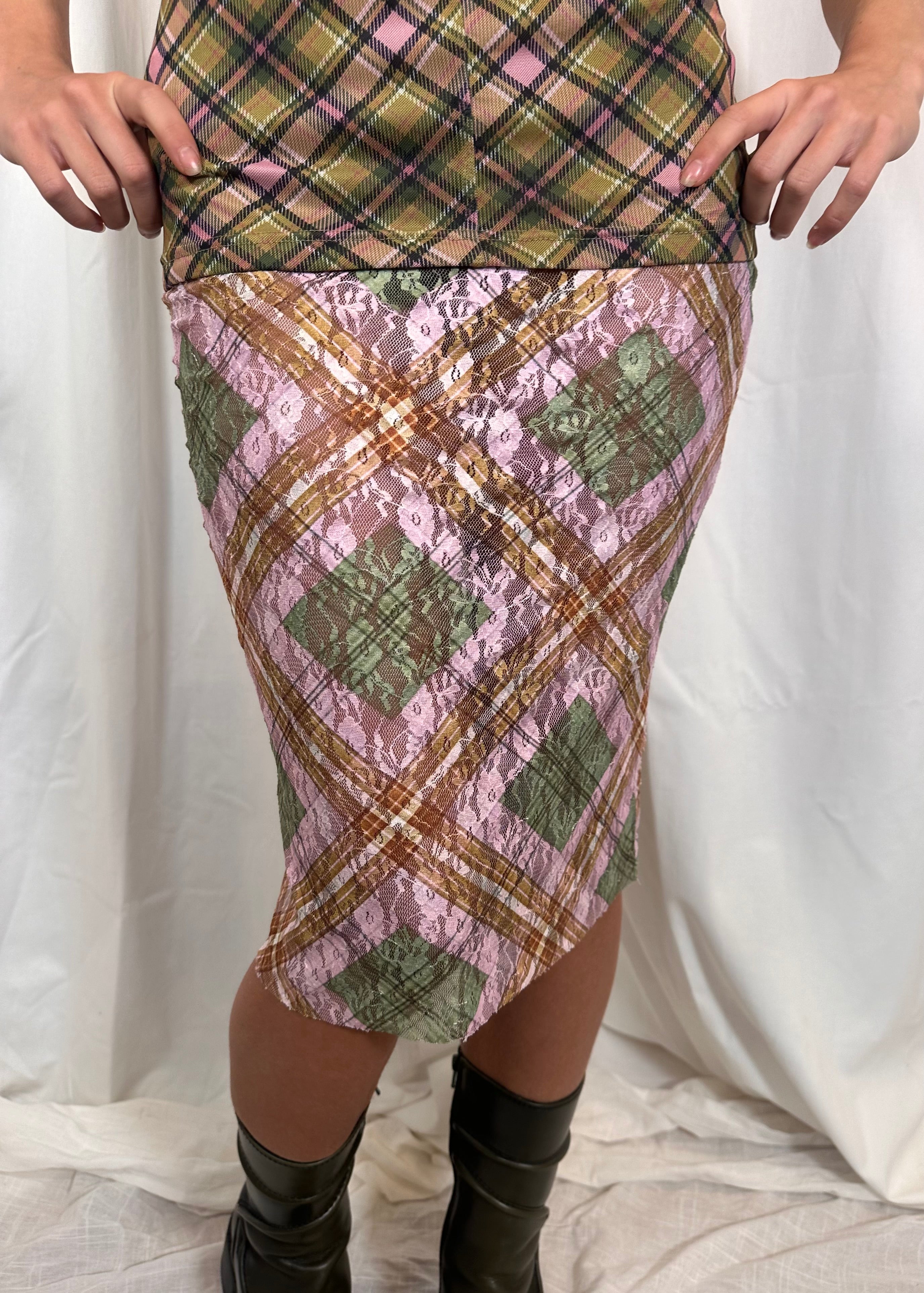 Hakuto Tartan Plaid Lace Midi Skirt