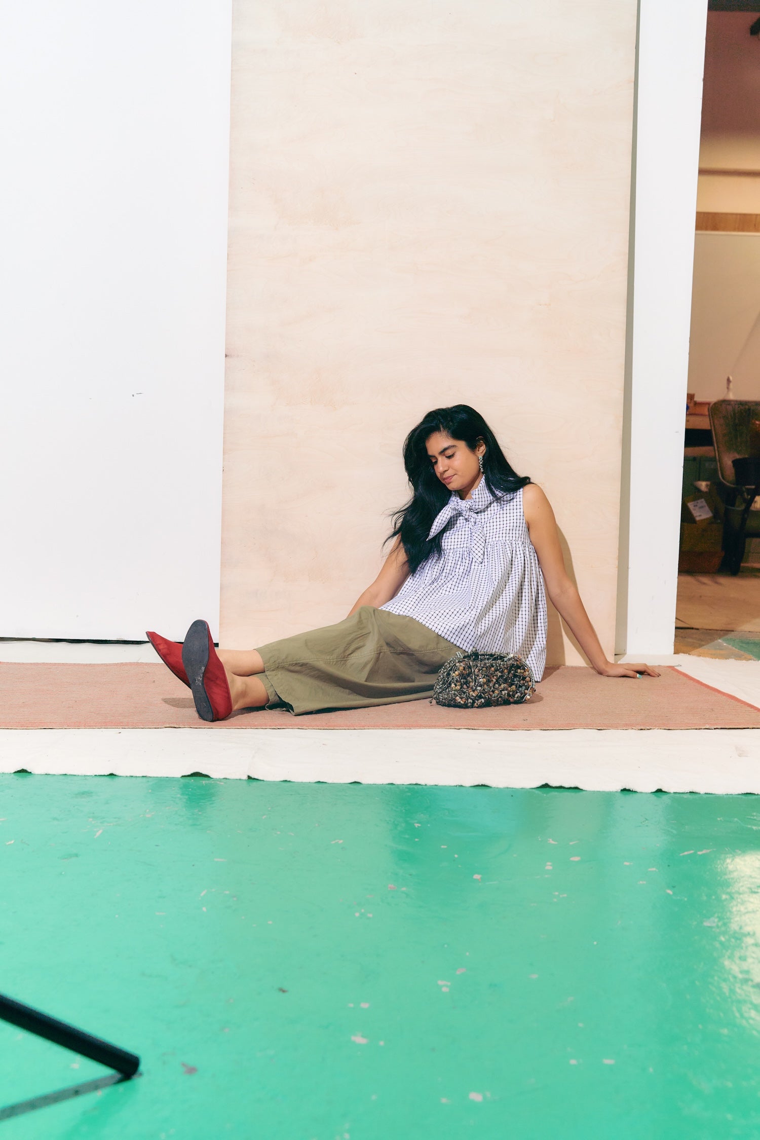 Thrills Top Sheer Grey Spots