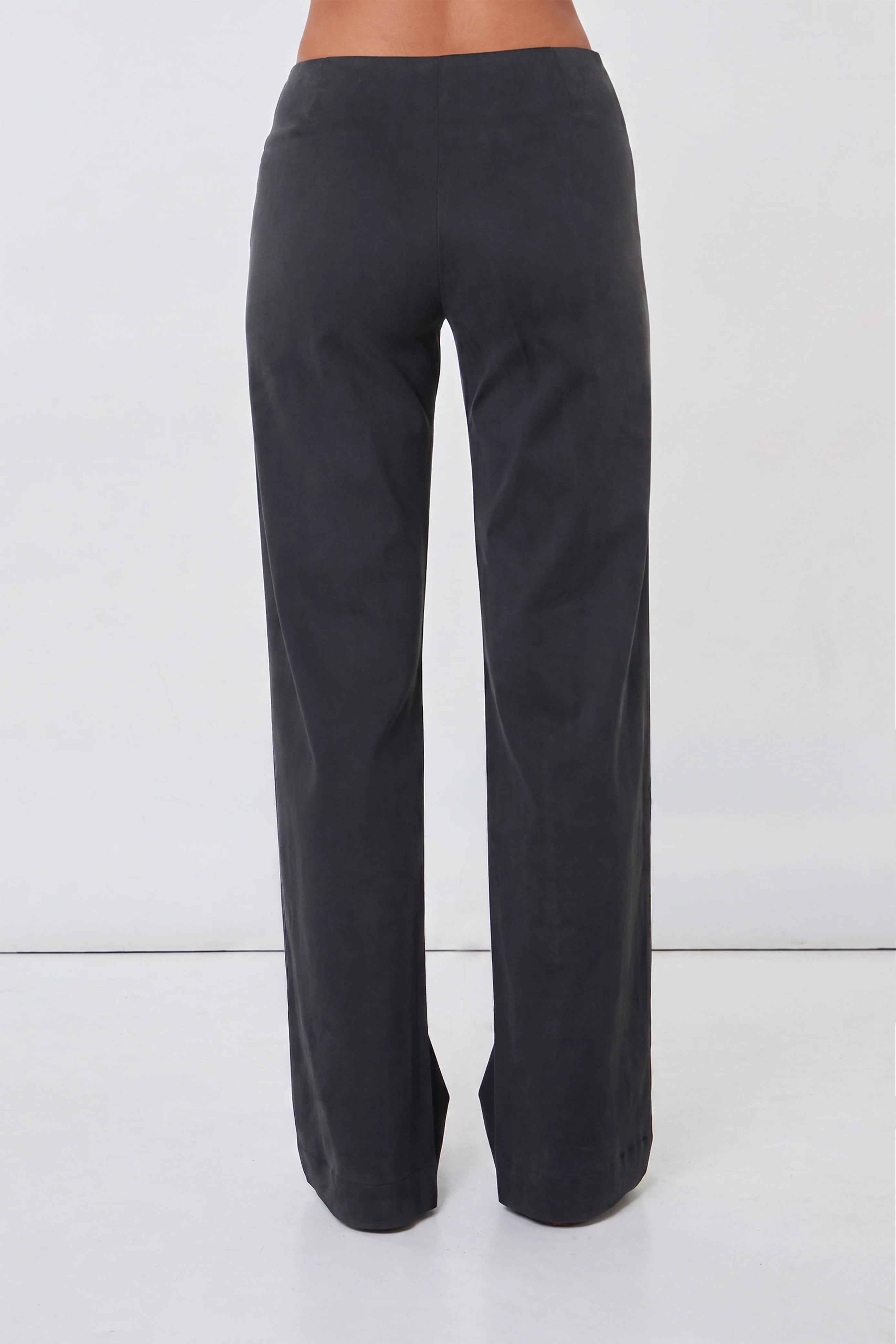 TwiggyTrousers_OnyxNew1.webp