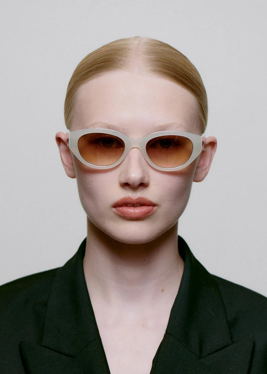 Winnie Cream Bone Sunglasses