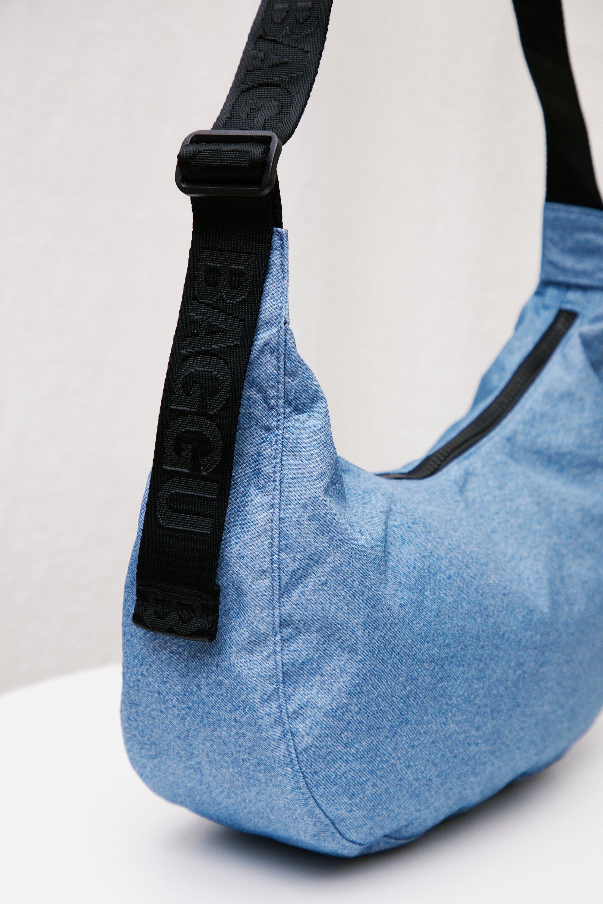 Baggu digital denim medium nylon crescent bag