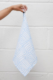 kj plumb athena and porcelain tablecloth