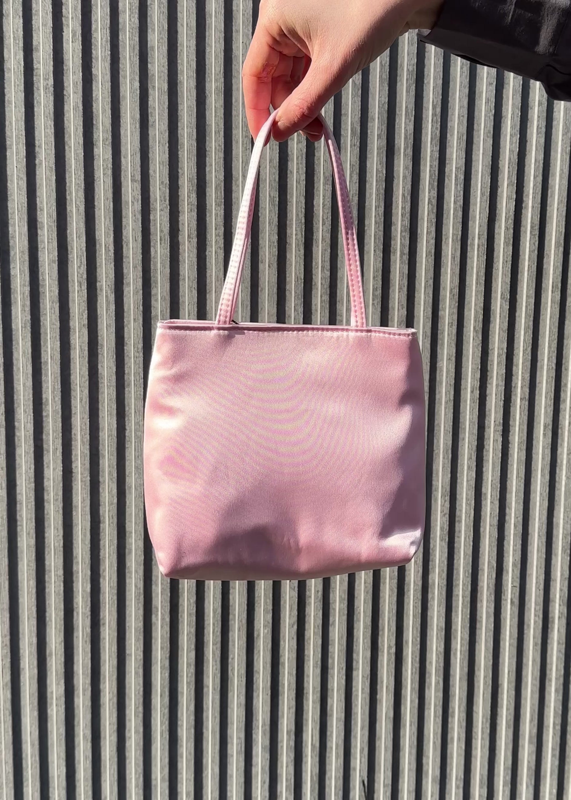 Little Silk Bag in Pink Hai