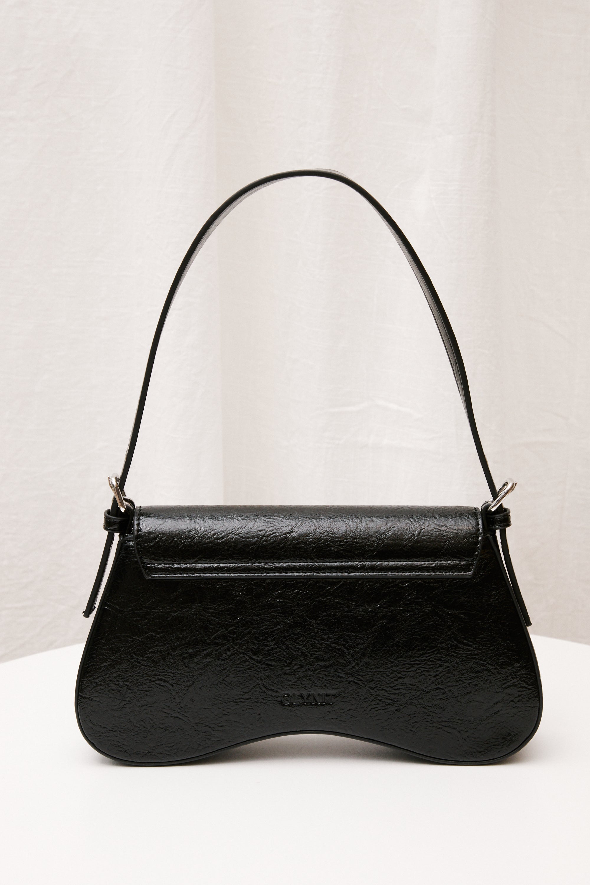 glynit cracked black skye bag