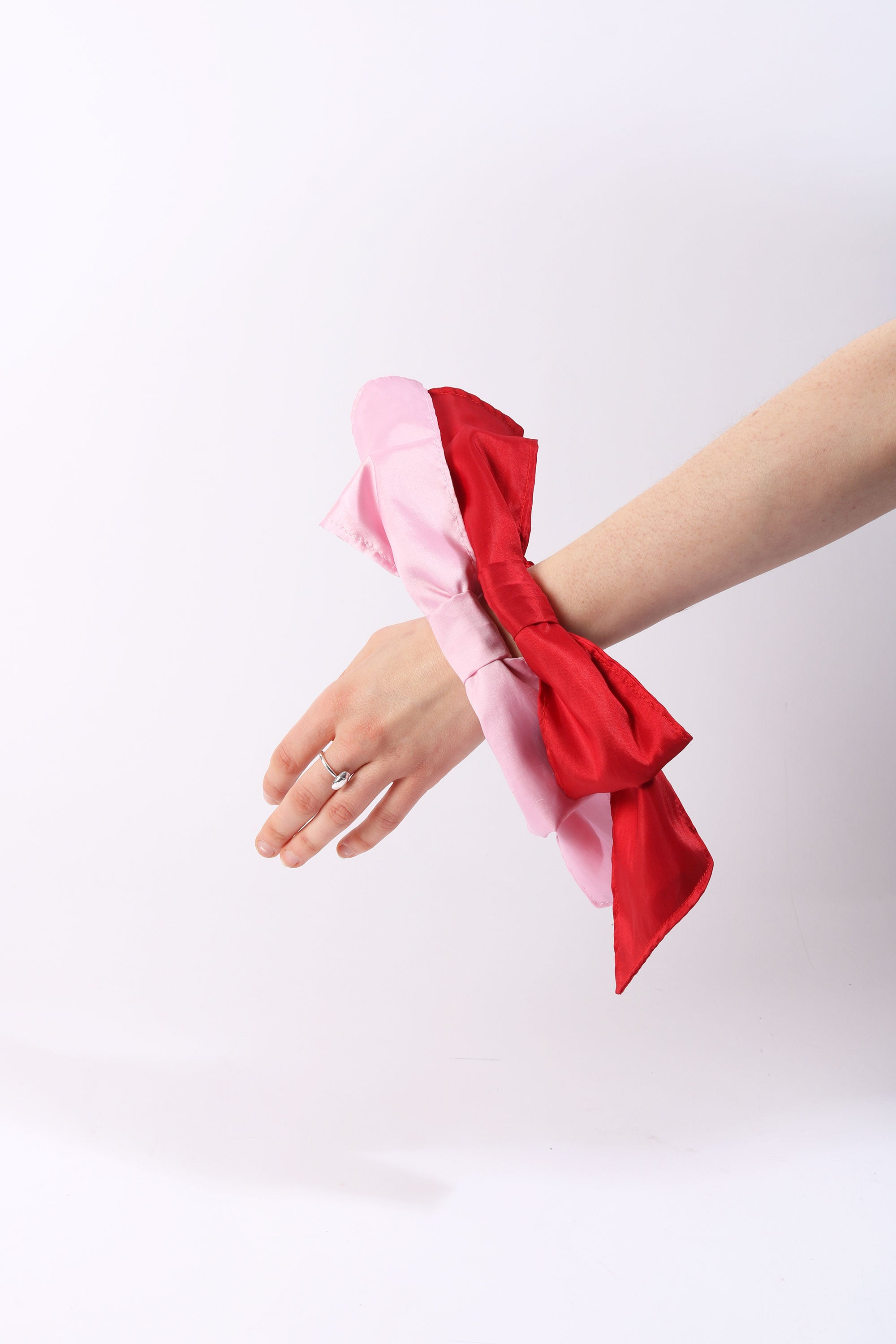 Maddy Bow | Baby Pink Taffeta
